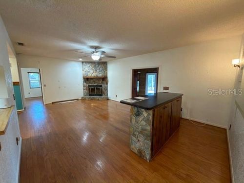 811 Carlton Ave, Lake Wales, FL, 33853-4237 | Card Image