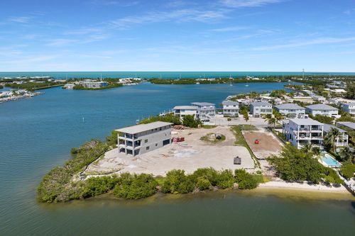 248 Pescayo Ave, Marathon, FL, 33050-4079 | Card Image