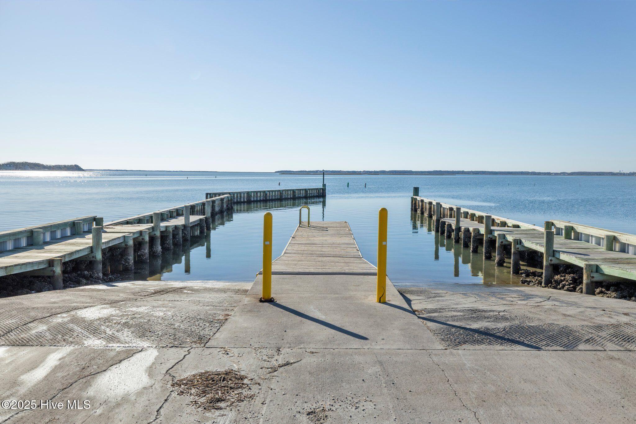 Land in Harkers Island 3