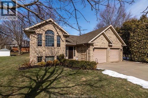 22 Myrtle St, Ridgetown, ON, N0P2C0 | Card Image