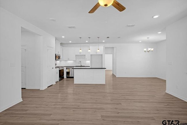 222 Nolan Farms Dr, House other with 3 bedrooms, 2 bathrooms and null parking in Winona TX | Image 6