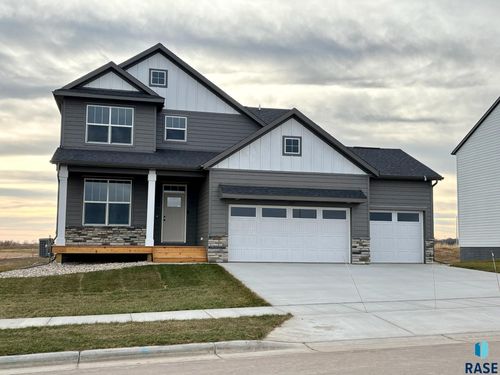 1907 N Valley View Rd Road, Sioux Falls, SD, 57107 | Card Image