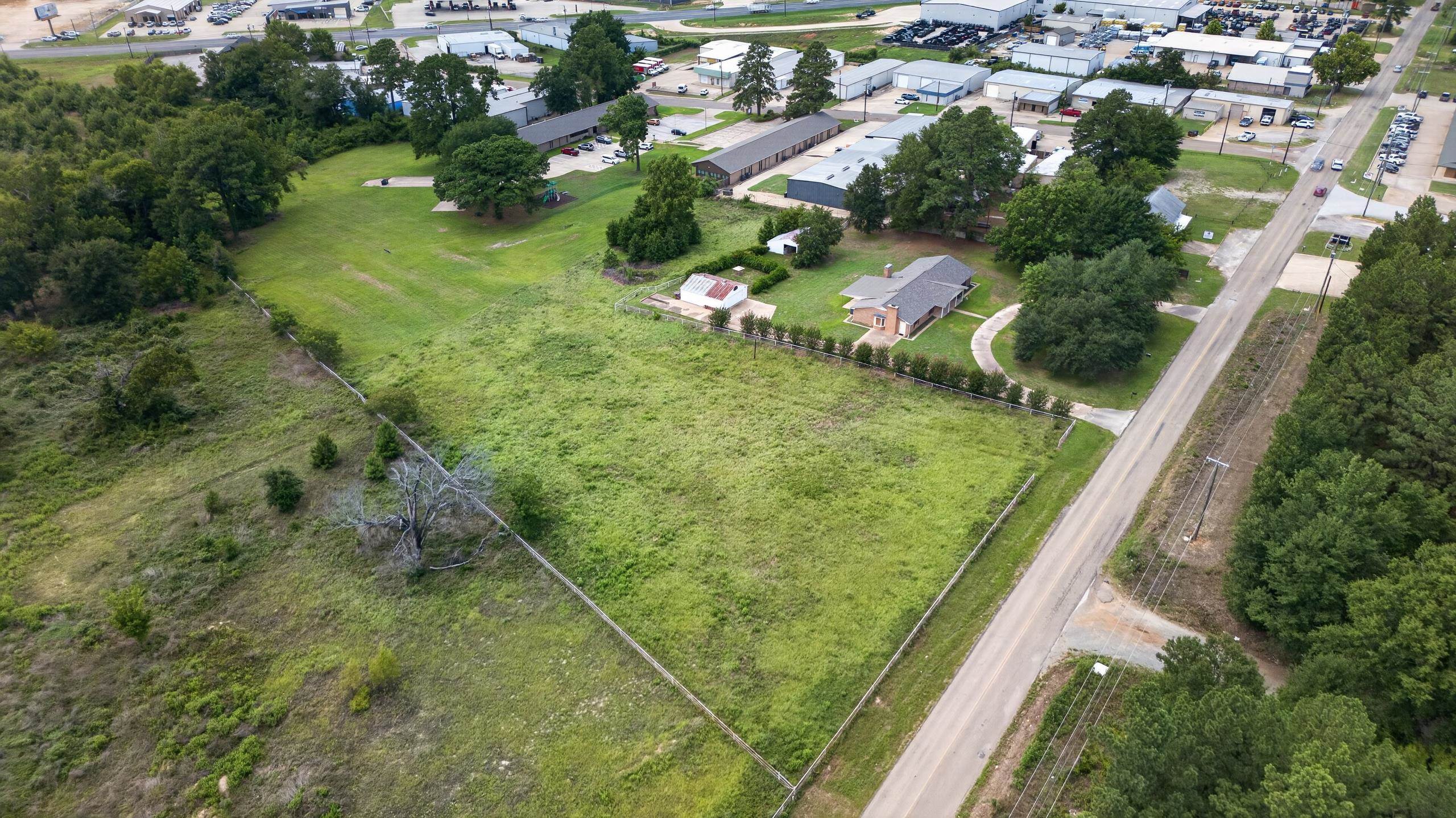 Land in Tyler