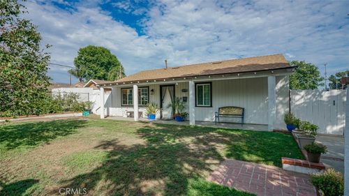 15370 Kadota St, Sylmar, CA, 91342-1230 | Card Image