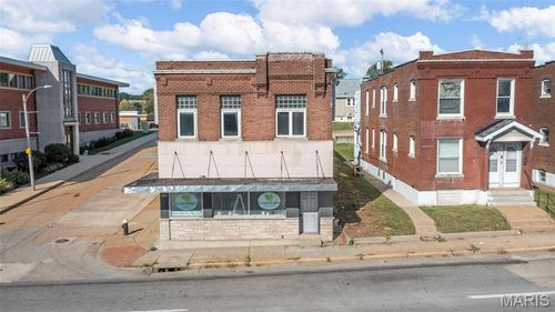 1325 Hampton Ave, Saint Louis, MO, 63139-3113 | Card Image