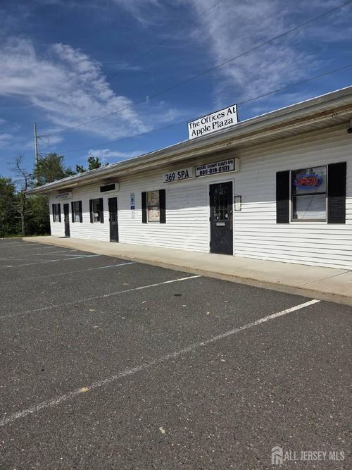 3-369 Applegarth Rd, Monroe, NJ, 08831-3732 | Card Image