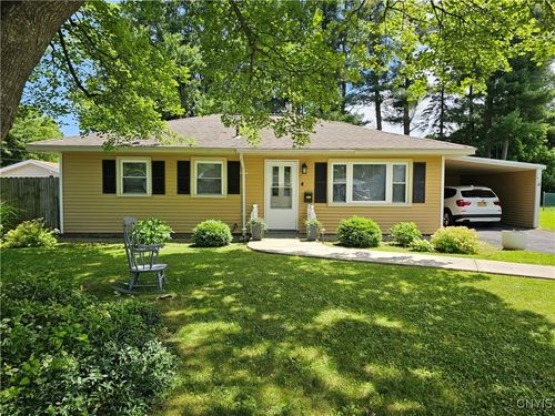 4 Cone Cir, New Hartford, NY, 13413-1207 | Card Image