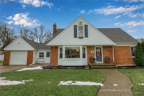 292 E Prospect Ave, Hamburg, NY, 14075-5341 | Card Image