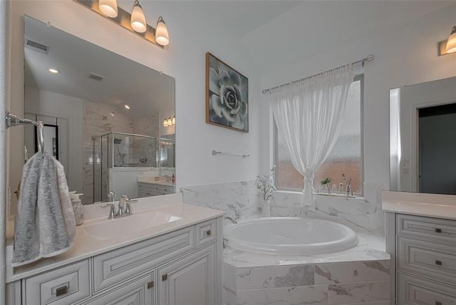 10615 Winding Arbor Ct, House other with 4 bedrooms, 3 bathrooms and 2 parking in Cypress TX | Image 4