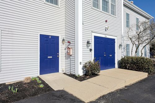 5-844 Franklin St., Wrentham, MA, 02093 | Card Image