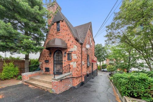 2323 Powell Ave, Bronx, NY, 10462-5307 | Card Image