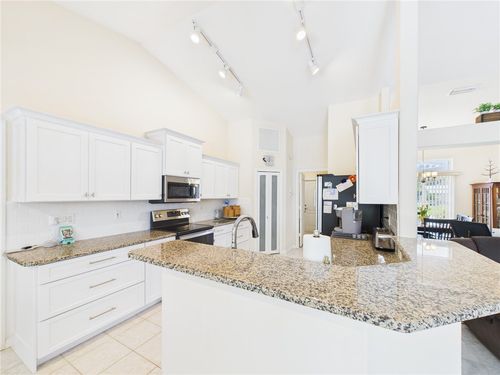 787 Carnation Dr, SEBASTIAN, FL, 32958-4988 | Card Image