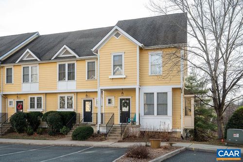 apt-d-115 Melbourne Park Cir, CHARLOTTESVILLE, VA, 22901-3926 | Card Image