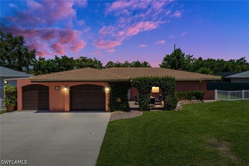 136 Coral Vine Dr, NAPLES, FL, 34110-5718 | Card Image