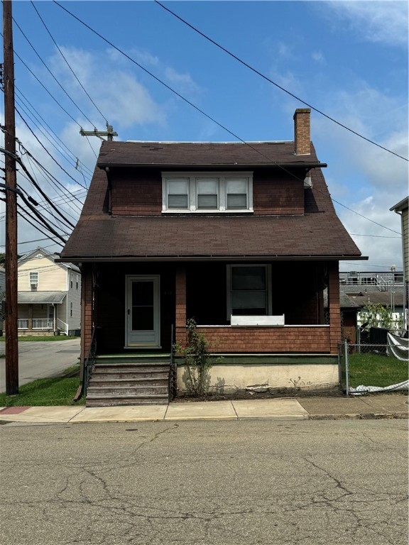 6th St, New Brighton, PA 15066