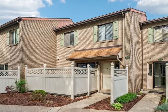 202 - 202 Williamsburg Ln, Condo with 3 bedrooms, 4 bathrooms and 2 parking in Murrysville PA | Image 40