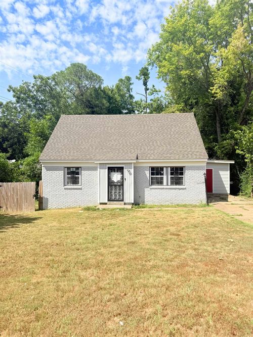 554 Howard Dr, Memphis, TN, 38109-7368 | Card Image