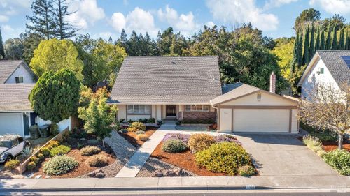 3022 Vista Grande, Fairfield, CA, 94534 | Card Image