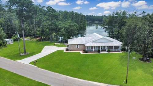 410 Land Dr, Wewahitchka, FL, 32465-7672 | Card Image