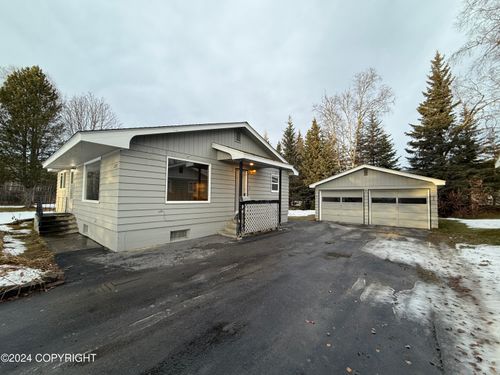 220 E Beluga Avenue, Soldotna, AK, 99669 | Card Image