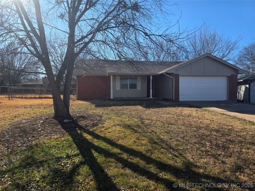 345 Waco Pl, Broken Arrow, OK, 74011-3451 | Card Image