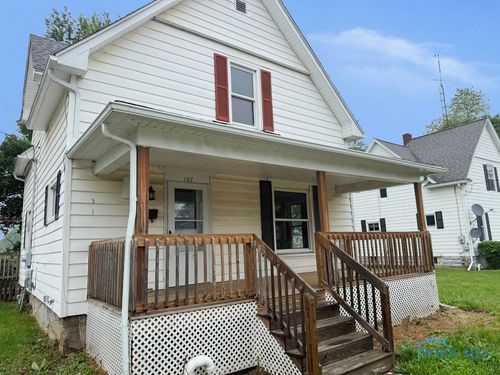 107 W Water St, Montpelier, OH, 43543-1048 | Card Image