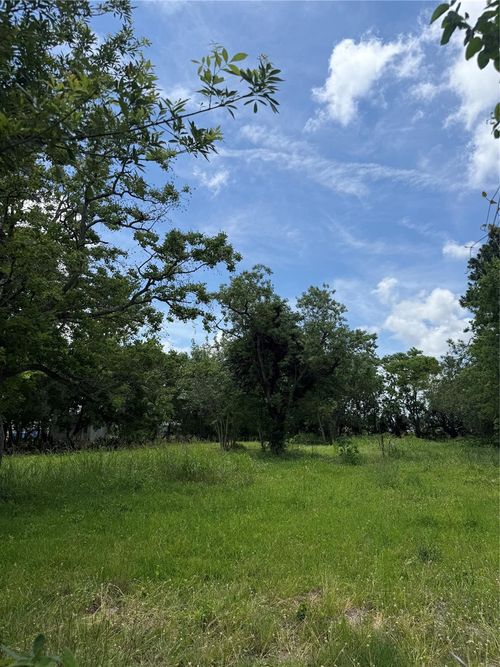 2929 2nd Avenue N, Texas City, TX, 77590 | Card Image