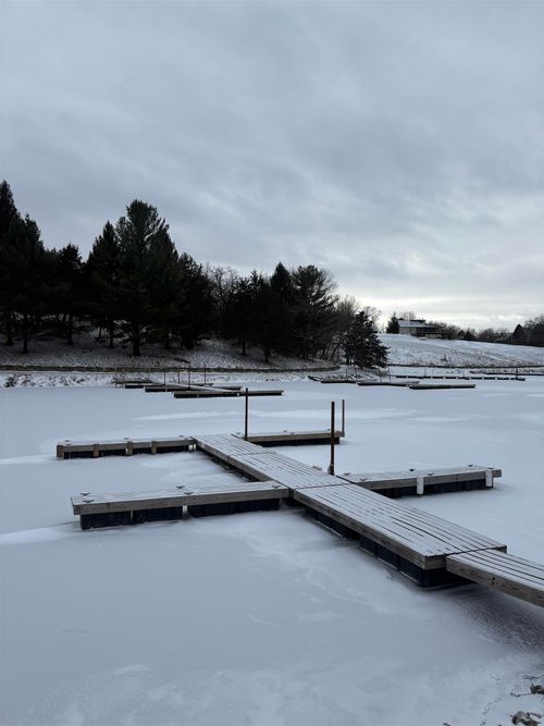 2A3 Hidden Spring Ln, APPLE RIVER, IL, 61001-9734 | Card Image