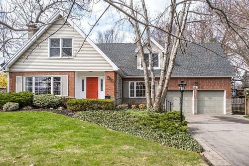 587 Sharalin Crt, Burlington, ON, L7T2N7 | Card Image