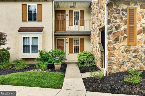 267 Valley Stream Ln, CHESTERBROOK, PA, 19087-5861 | Card Image
