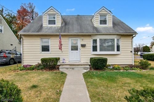 144 N Michigan Ave, Kenilworth, NJ, 07033-1258 | Card Image