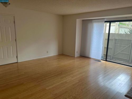 3760 Via Verdi, El Sobrante, CA, 94803-2742 | Card Image