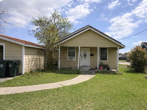 5730 Monroe St, Groves, TX, 77619-3730 | Card Image