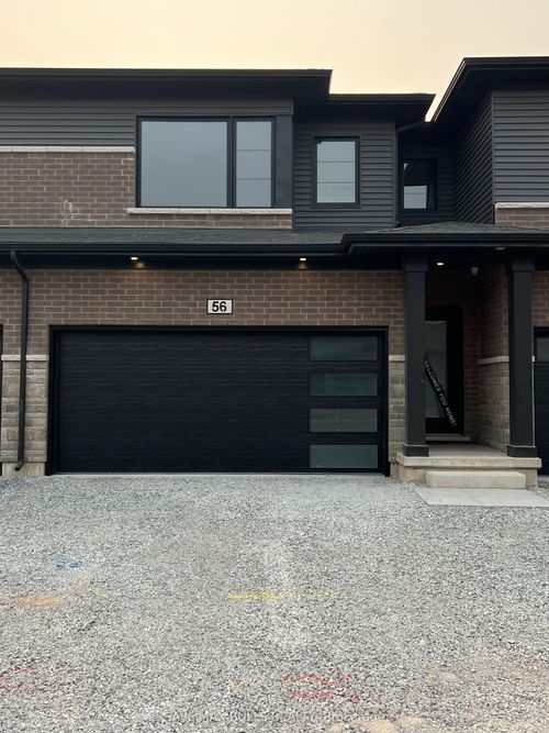 56-4552 Portage Rd, Niagara Falls, ON, L2E0B8 | Card Image