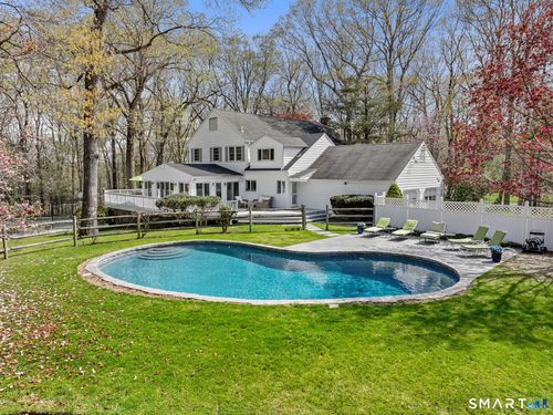 54 Saint George Ln, New Canaan, CT, 06840-2032 | Card Image