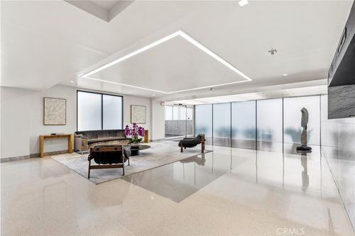 308-818 N Doheny Dr, West Hollywood, CA, 90069-4857 | Card Image