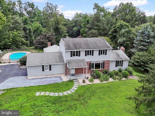 493 Dean Dr, KENNETT SQUARE, PA, 19348-1626 | Card Image