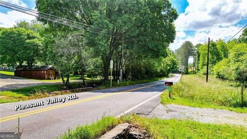 1806 Pleasant Valley Rd Se, Silver Creek, GA, 30173-2516 | Card Image