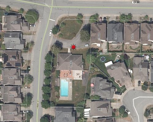 19682 70 Ave, Langley, BC, V2Y3A7 | Card Image