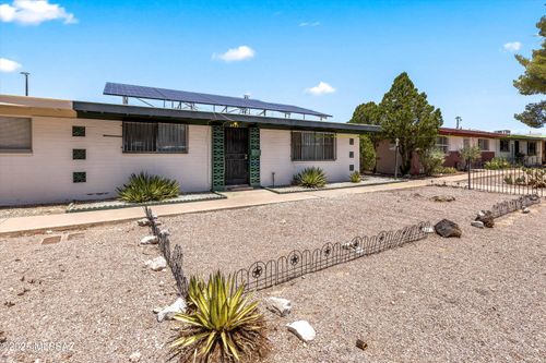4923 S Cherry Ave, Tucson, AZ, 85706-1404 | Card Image