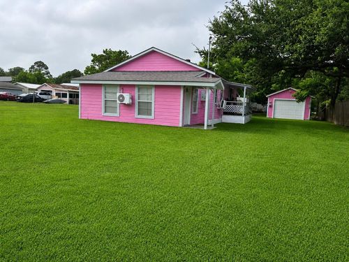 203 Mcneir Street, Anahuac, TX, 77514 | Card Image