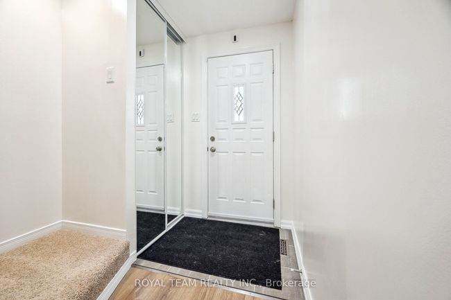 41 - 205 Carlyle Dr, Condo with 3 bedrooms, 3 bathrooms and 2 parking in London ON | Image 5