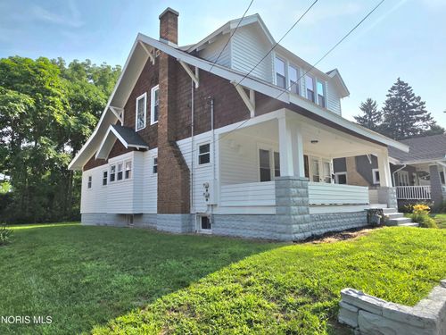 213 Palmer Ave, Bowling Green, OH, 43402-3836 | Card Image
