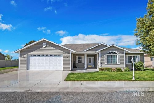 1441 Marie Dr, Gooding, ID, 83330-6172 | Card Image