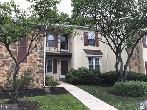 180 Valley Stream Cir, CHESTERBROOK, PA, 19087-5818 | Card Image