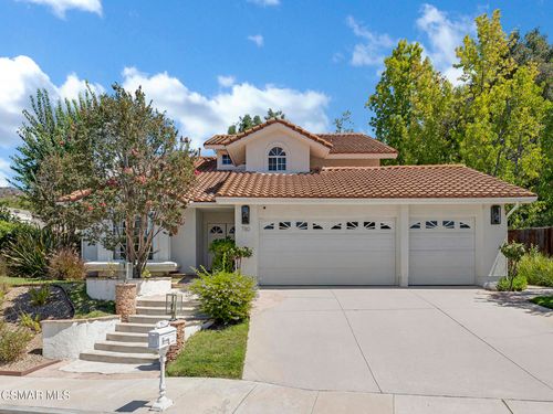 780 Covewood St, Oak Park, CA, 91377-4758 | Card Image