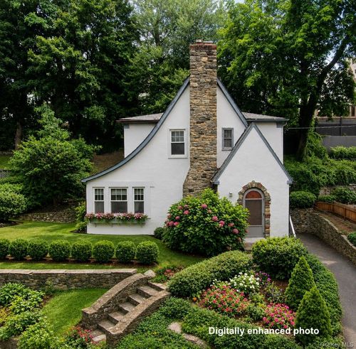 1179 Post Rd, Scarsdale, NY, 10583-2023 | Card Image
