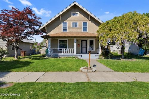 706 S 14th Ave, Yakima, WA, 98902-4329 | Card Image