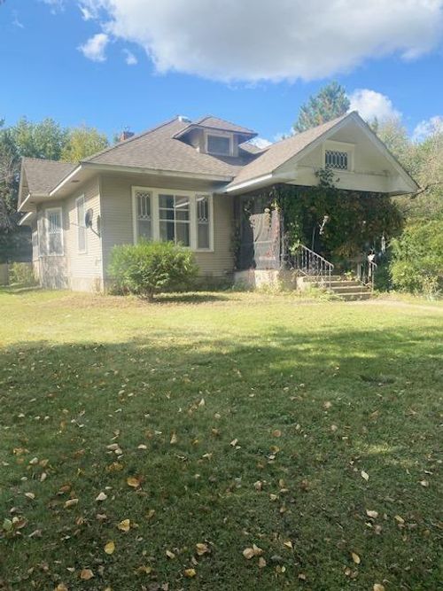 221 Bakers St N, Deer Creek, MN, 56527-9516 | Card Image