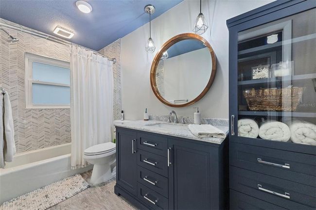 Bathroom 2 | Image 26